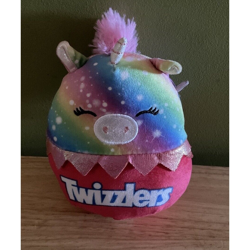 Squishmallow, Hershey Twizzlers Prim The Rainbow‎ Unicorn, Claire's  Exclusive